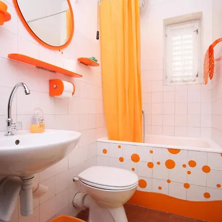 Mira Apartment