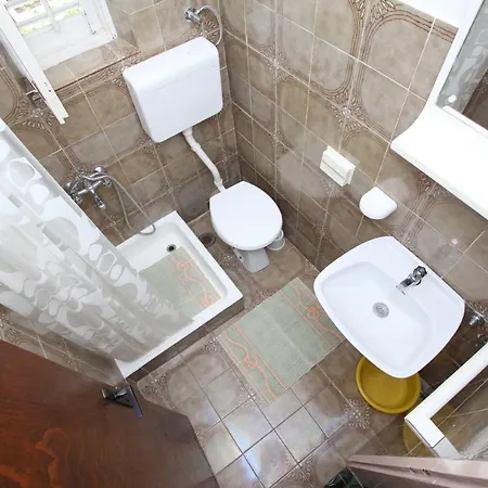 Apartment Mira Makarska